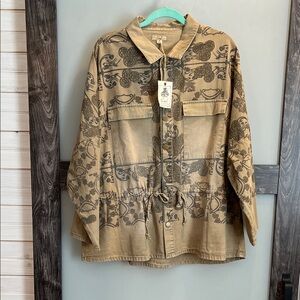 Easel Beige and Black Patterned Utility Jacket